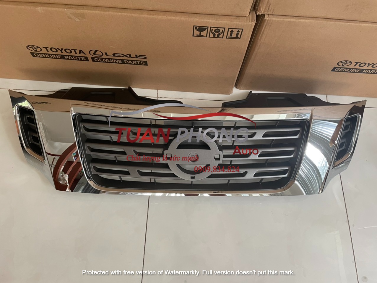 Mặt Ga Lăng NISSAN NAVARA 2016 2017 2018 Xi